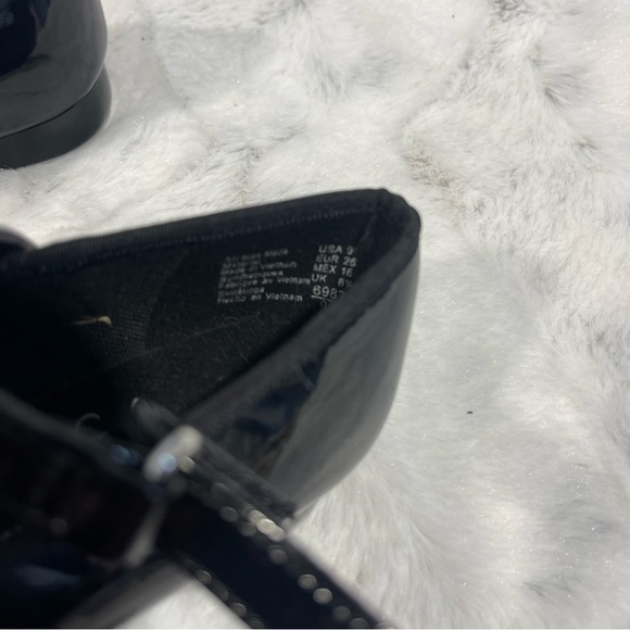 Black Patent Leather tap dance Kids Shoes - Picture 4 of 6